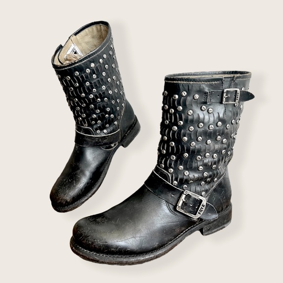 Frye Jenna Studded Disc Vintage Antique Distressed Leather Combat Short Boot - Picture 12 of 16